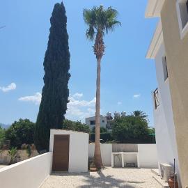 Lavin - 3Bedroom Maisonette, hotel in Argaka
