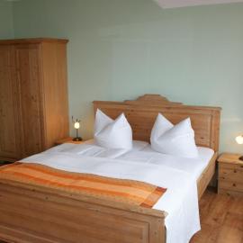 Ferienwohnungen im Haus Bi Henny, hotel sa Baabe
