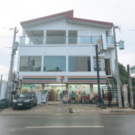 RedDoorz at Alaminos Pangasinan: Alaminos şehrinde bir otel