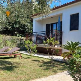 Holiday House Anka, Hotel in Medulin