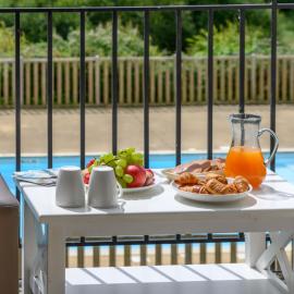 Apartment Château De Kergonano-6 by Interhome, hotel a Baden