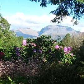TOM BEAG - Ben Nevis view ROOMS, hotel u gradu Fort Vilijam