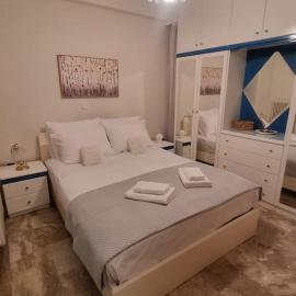 Sweet Home-Seaside apartment Perea, hotel a Perea