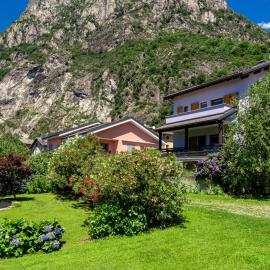 Holiday Home Angelina House by Interhome, hotel en Riva