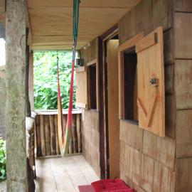 Natty Tropical Valley, hotelli kohteessa Roseau