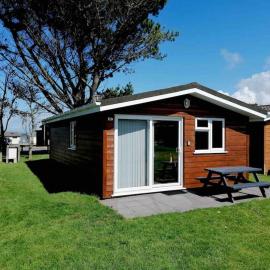 Spacious cabin, near Padstow and 7 Bays, hotel a Saint Merryn