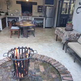Heavenly Hideaway Accommodation, hotel in Kampersrus AH