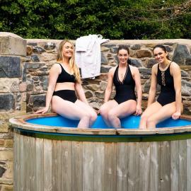 Luxury Pet-Friendly Retreat with Private Hot Tub