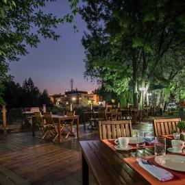 Garni Hotel Plava Laguna, hotel in Ćuprija