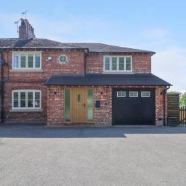 Dolly's House, hotel di Sandbach