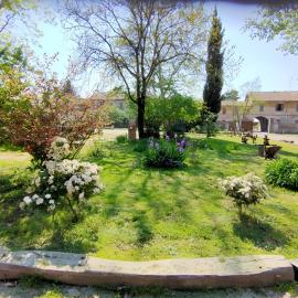 Podere Ronchetto Agriturismo، فندق في ميلانو