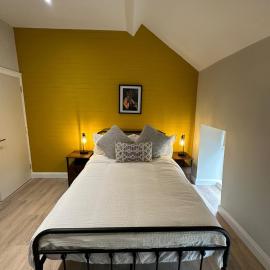 Dream Catcher One bedroom apartment, hotel in Downpatrick