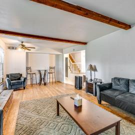 Spacious Southfield Home w/ Patio & Yard!, hotel in Southfield