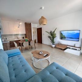 Sea Breeze III Apartment