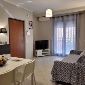 Bilocale Rometta Marea, hotel em Rometta Marea
