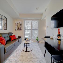 The Urban Homestead by Instant Suites