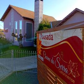 Pousada Charme da Serra, hotel in Bom Jardim da Serra