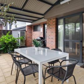 Forest Edge Villa - Family Friendly - Walk To Town