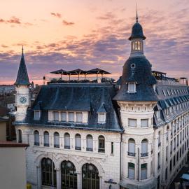 HÔTEL & SPA Panorama 360, hotel u gradu Mako
