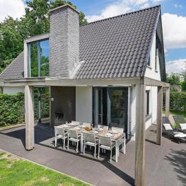 Luxe Villa op park Duinzicht (huis 702) - Ouddorp, hotel a Ouddorp