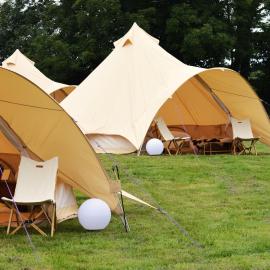 "Badger" Tylda Tents at Heydaze Campsite - 5m Luxury Bell Tent, hotel u gradu Lostwithiel