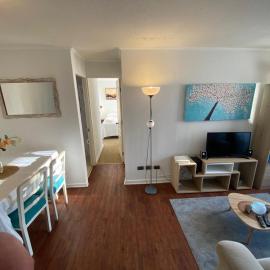 Apartamento a pasos de ruta 5 sur, hotelli kohteessa Curicó