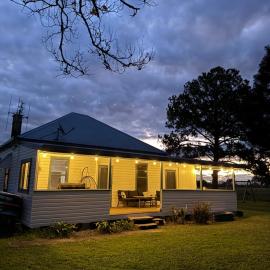 Farm stay on the river, Hotel in Langley Vale