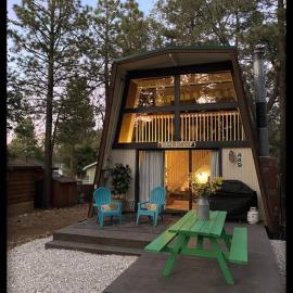 Welcome to The Sugar Shack - a couples retreat!, hotel a Sugarloaf