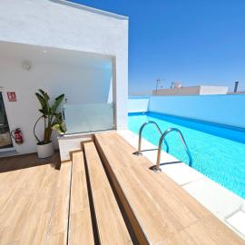 Apartamento nuevo en planta Baja A con piscina y solarium