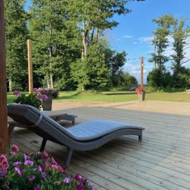 Pihla Rannamaja sauna ja kümblustünniga, hotel sa Vintri