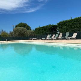 04B2 Beautiful studio in a mas provençal - pool