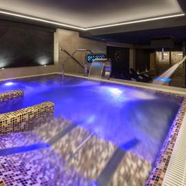 Oroel Hotel & SPA, hotel en Jaca