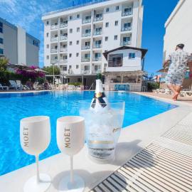 Hotel Lakaj, hotel in Velipojë