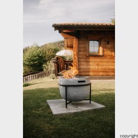 Das Paradieschen Edlitz - stilvolles Blockhaus mit Kamin, hotel en Edlitz