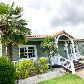 Un petit bout de Louisiane chambre d'hôtes avec Piscine et Petit Déjeuner