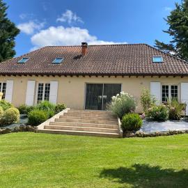 Villa Bellevue, hotel a Pech Sec