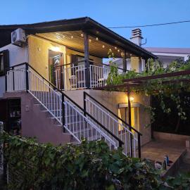 Montebar2, hotel a Brca