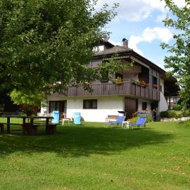 Dimaro Folgarida Appartamento trilocale in villa, hotel a Monclassico