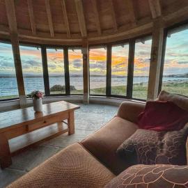 4 Bedroom Cottage New 2024, hotel en Aultbea
