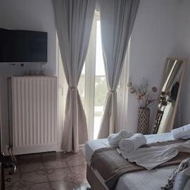 Althea Dream Summer House, hotel a Marmarion