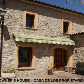 Cal Riba, hotel a la Llacuna