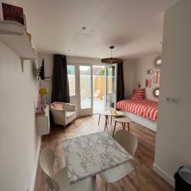 Appartements - Riva Bella, hotel in Ouistreham