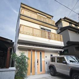 二条 秋 designer house 新築 2ROOM 1階庭付き 4人宿泊可能