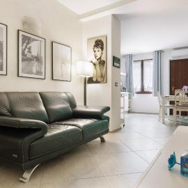 Il Glicine, Hotel in Lucino