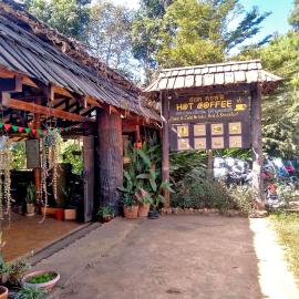 Hot Coffee Guest House and Resort, hotel in Ban Mae Na Chon