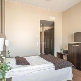 Hotelli Raahen Hovi, хотел в Раахе