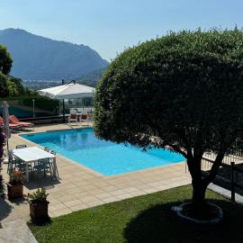 Veralto - Modern Suite with Como Lake view, hotel v destinaci Vacallo