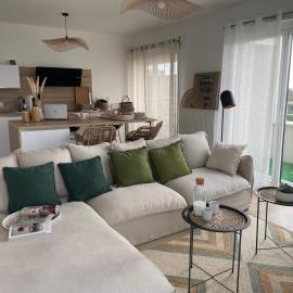Bienvenue chez nous, hotel in Noisy-le-Grand