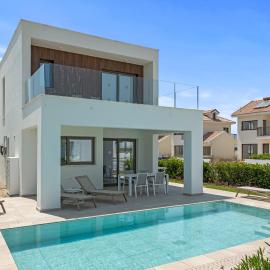Serenity Waves Villa 19