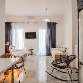 Pezodromos Apartments, hotell sihtkohas Filiatrá